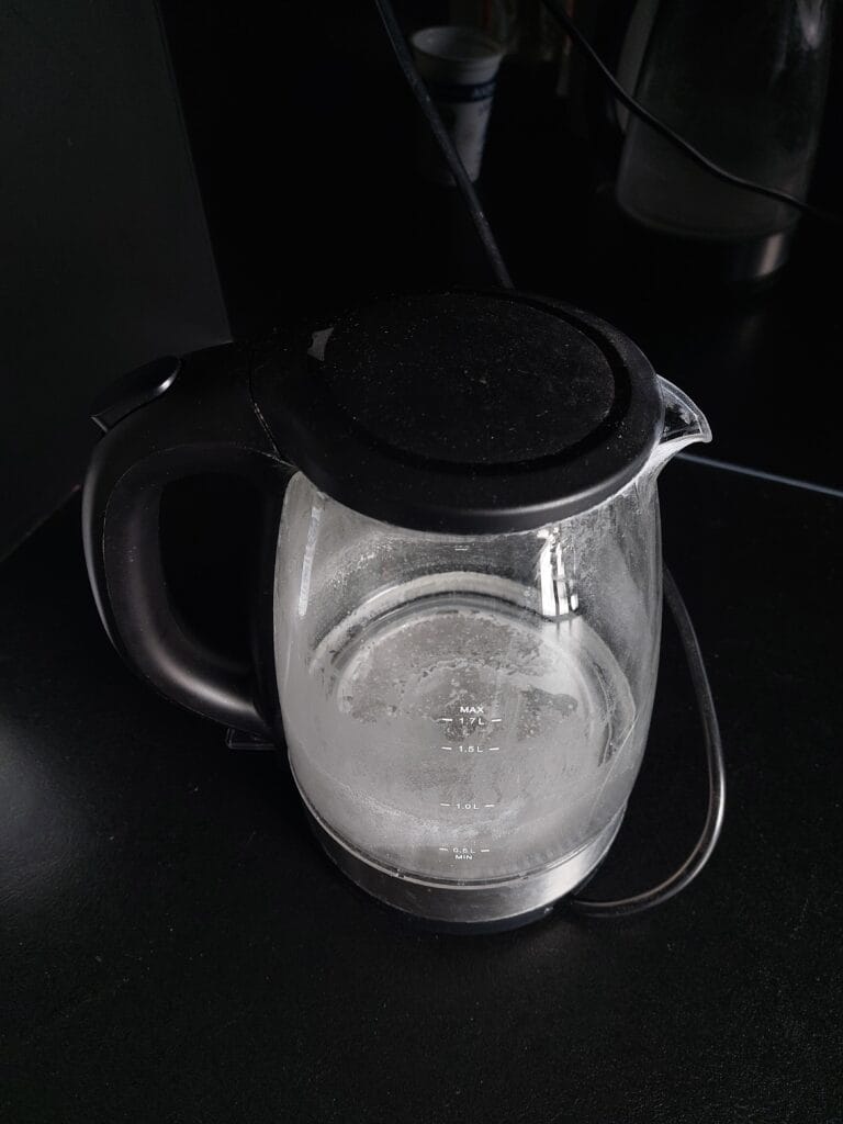 Can You Drink Tap Water in Slovakia? Yes — But Here’s What You Need to Know 5 Limescale-covered kettle