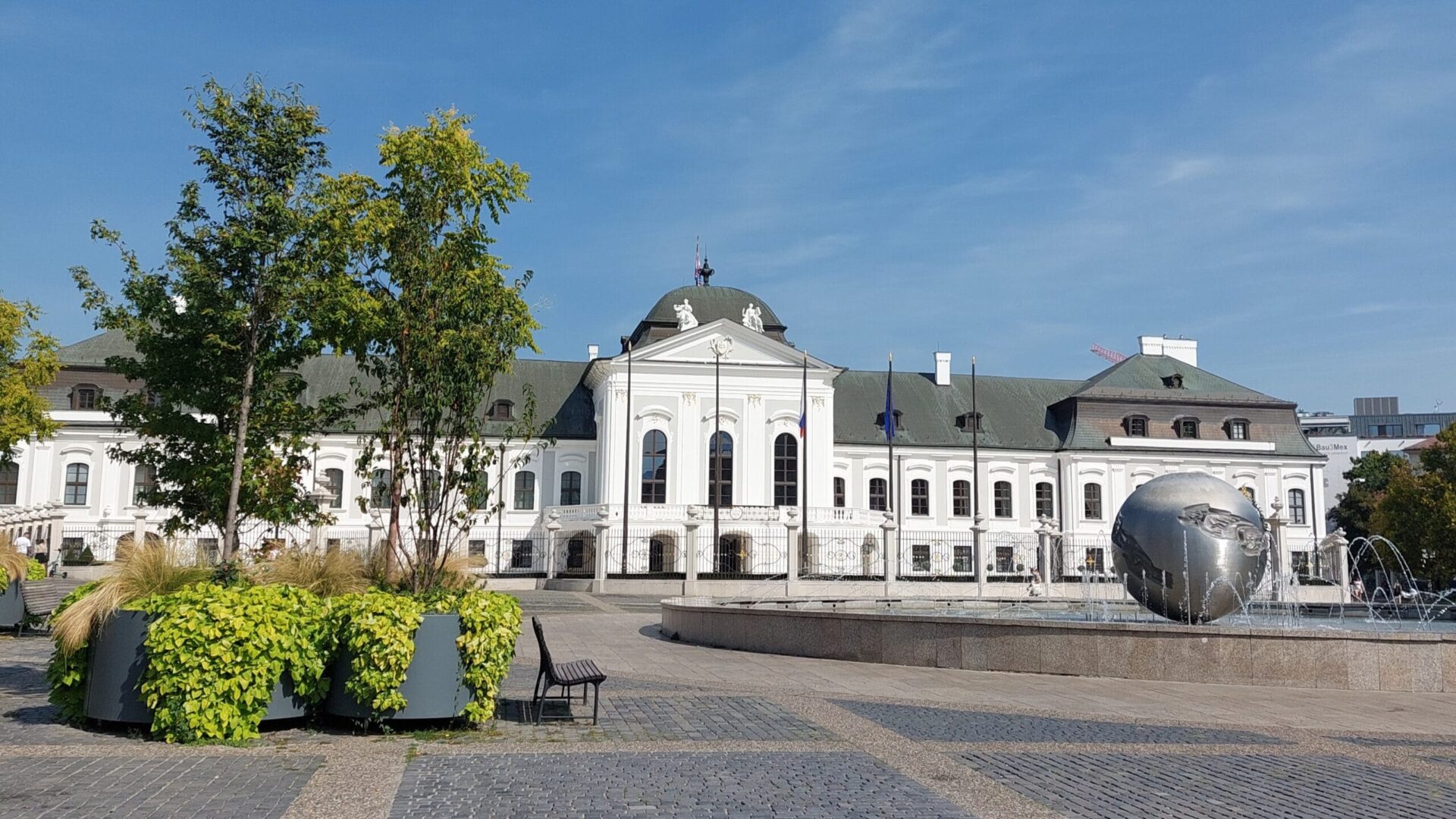 Slovakia Bratislava Presidential Palace featured scaled