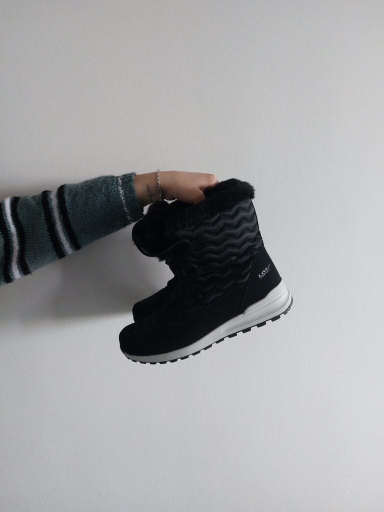 Winter boots