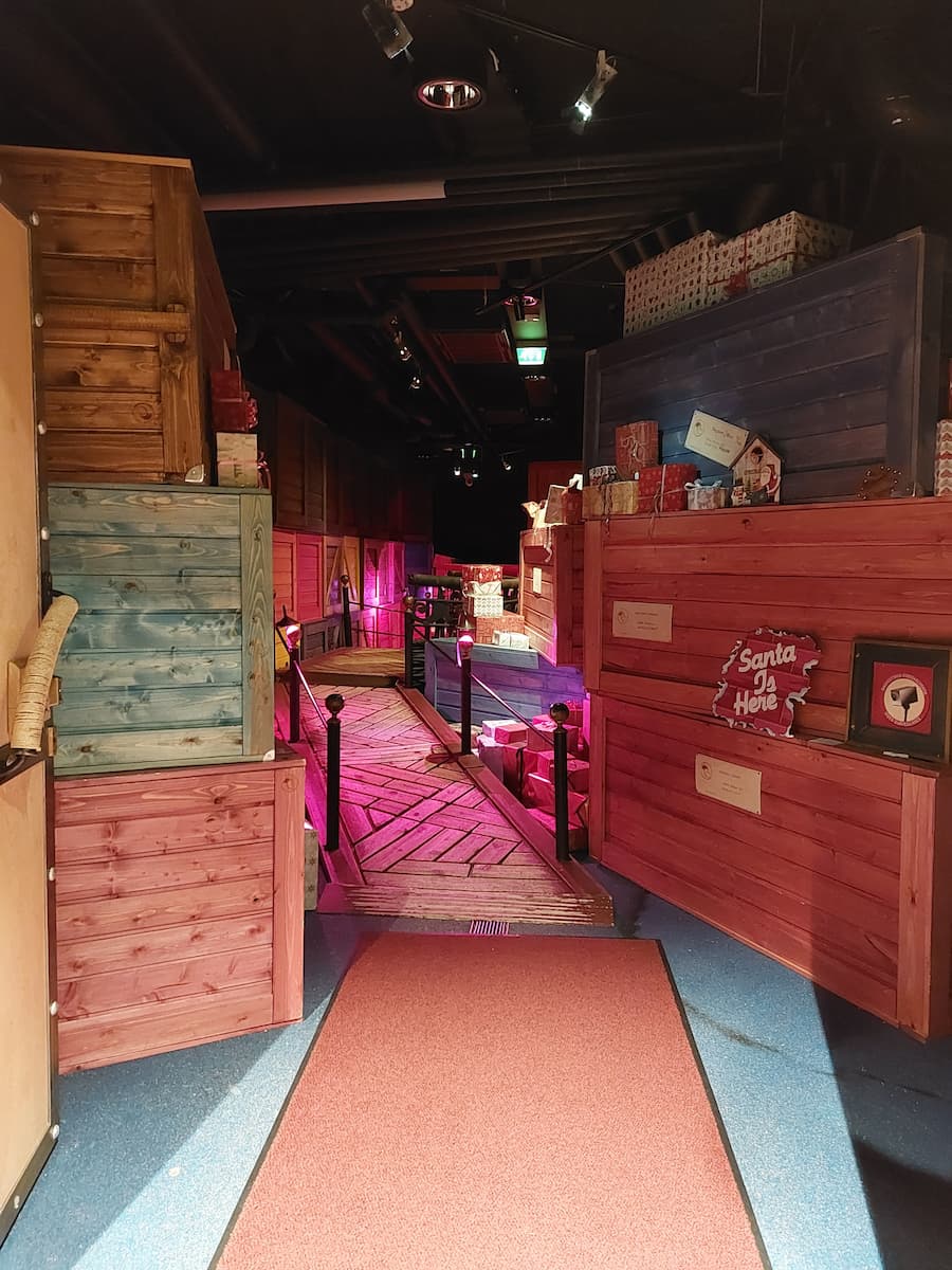 Christmas-themed path to see Santa