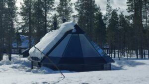 Glass-roof cabin in Lapland
