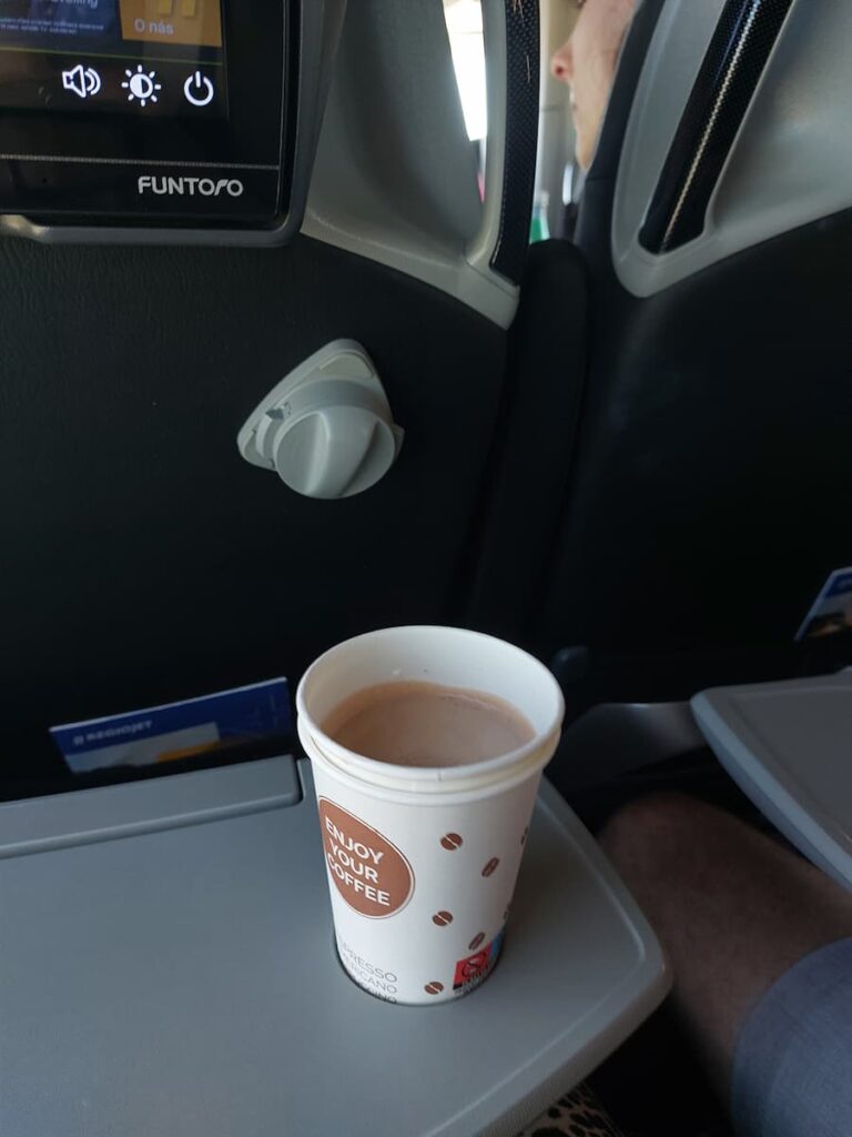 Hot chocolate on a RegioJet bus