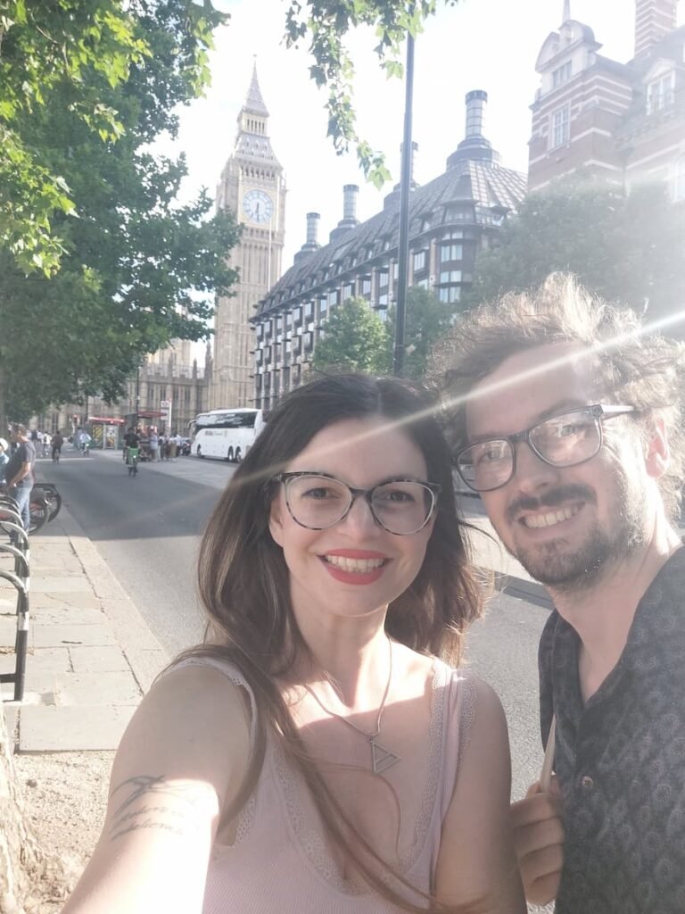 Cheap Front Row Wicked London Tickets: Was It Worth It? 7 Mirka and Daniel at Big Ben