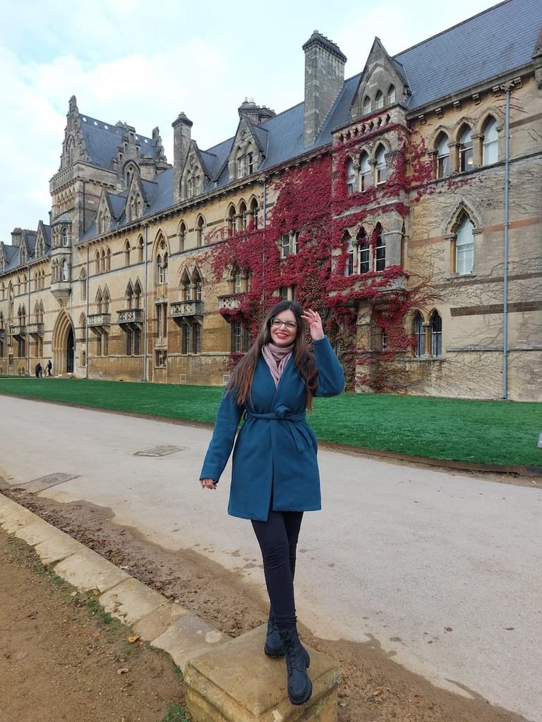 Mirka in front of Christ Church College