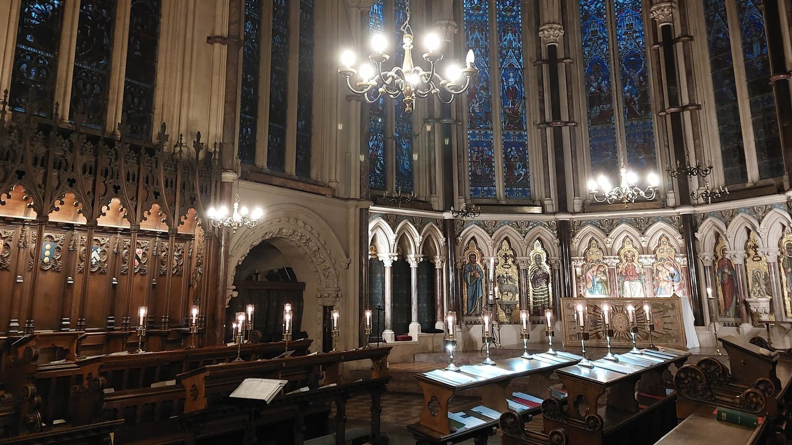 Evensong at Exeter College chapel