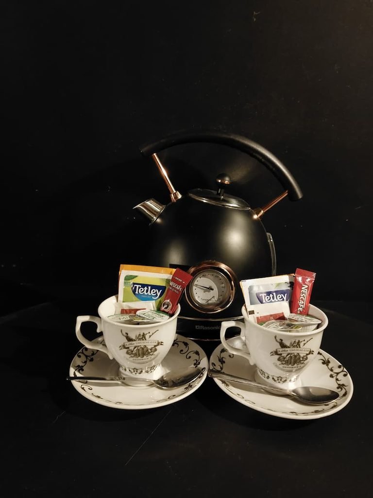 Kettle and teacups