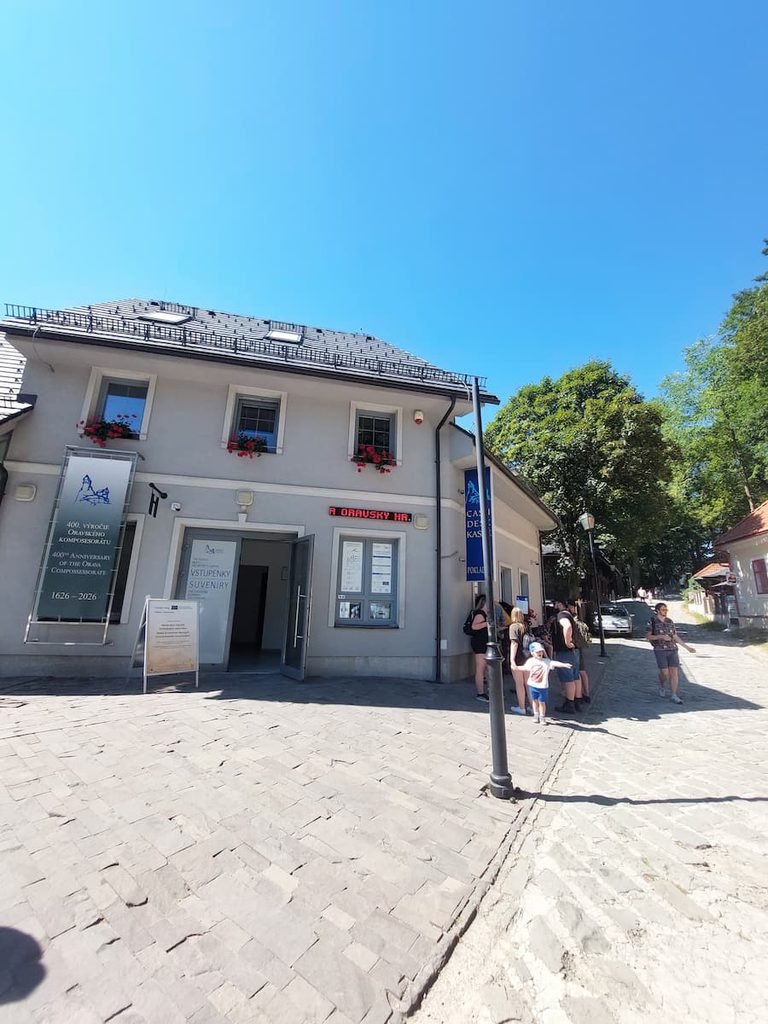 Orava Castle ticket office