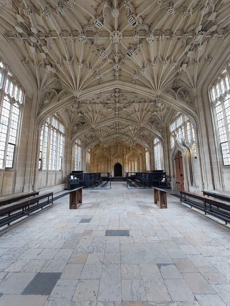 3 Days in Oxford: A Harry Potter & His Dark Materials Itinerary 17 Empty Divinity School at Bodleian Library
