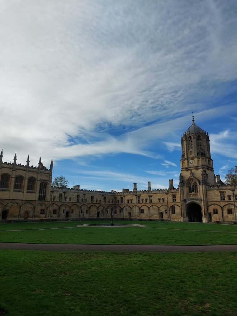 3 Days in Oxford: A Harry Potter & His Dark Materials Itinerary 7 Tom Quad at Christ Church College